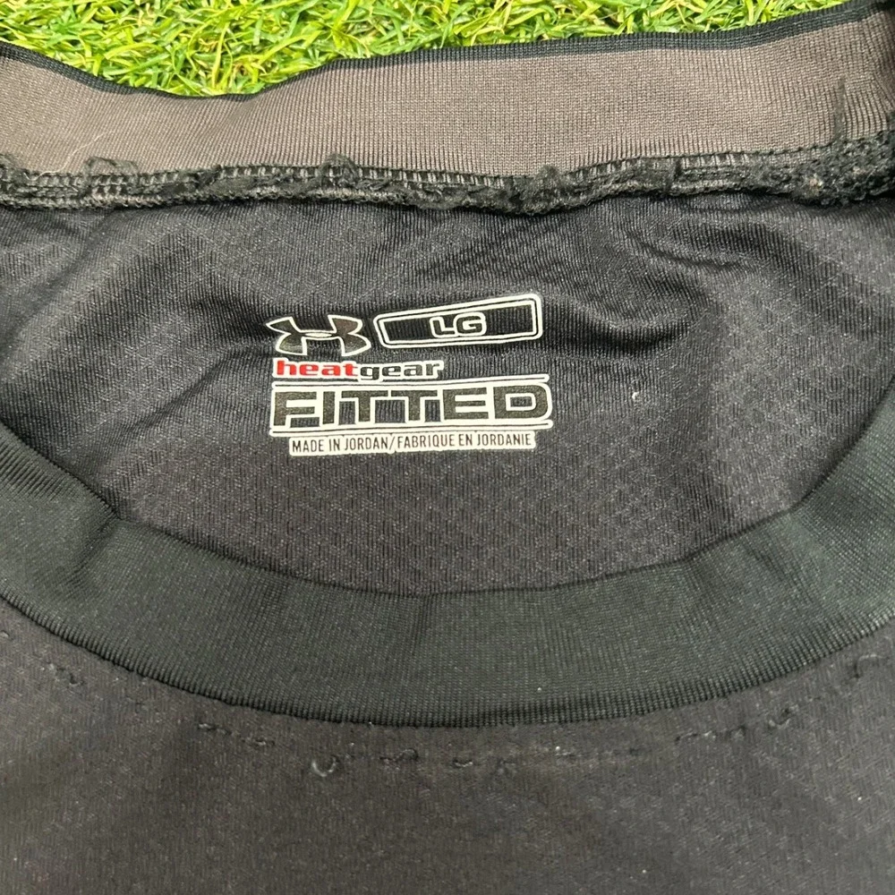 Under Armour HeatGear Mens Large Black Fitted Short Sleeve Training Shirt LG